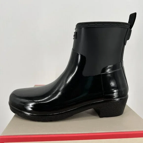 NWB HUNTER Women Refined Low Heel Biker Rubber Black Gloss Rain Boot Duo Size 10 - Picture 3 of 13